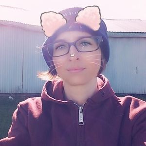 Meet your Posher, Stephanie